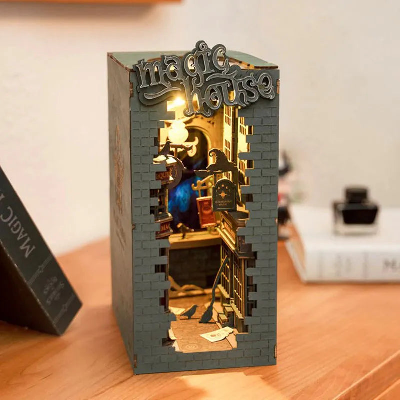 DIY Book Nook Craft Project Beautiful Wooden Miniature Doll House for Bookshelf